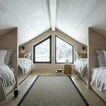 Дом отдыха Architect With Strandafjellet View Странда