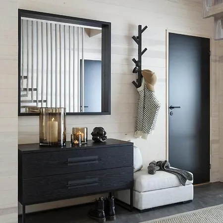 Architect With Strandafjellet View Ferienhaus