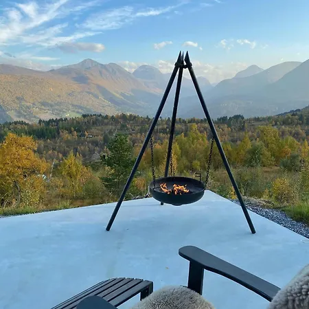 Architect With Strandafjellet View Ferienhaus