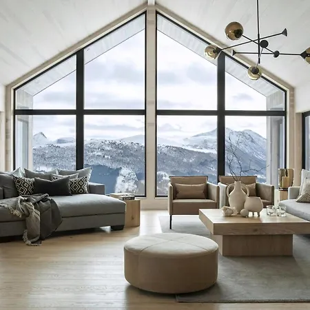 Architect With Strandafjellet View * 스트란다